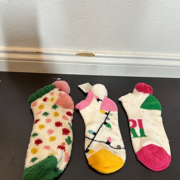 Shiraleah Mismatched Mixed Sock Christmas Bundle - Picture 5 of 15